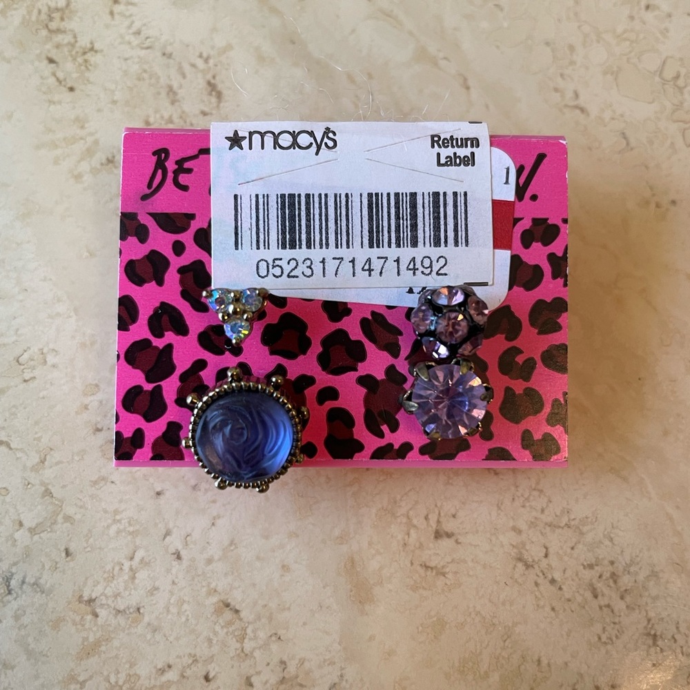 Betsey Johnson 4 assorted purple studs